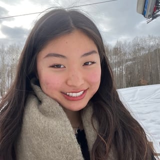Photo of Jennifer W.