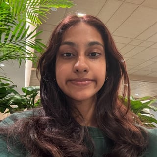 Photo of shirly r.