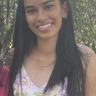 Photo of Senuthi H.