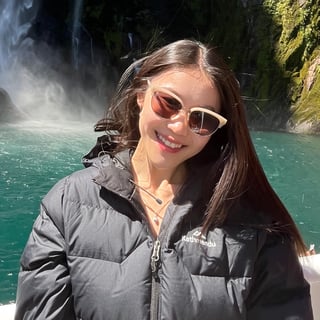 Photo of Janette N.
