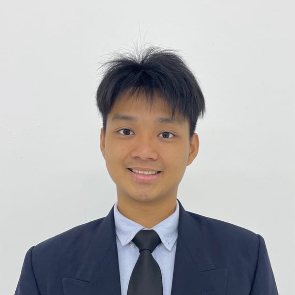 KEE ZHUNG T.
