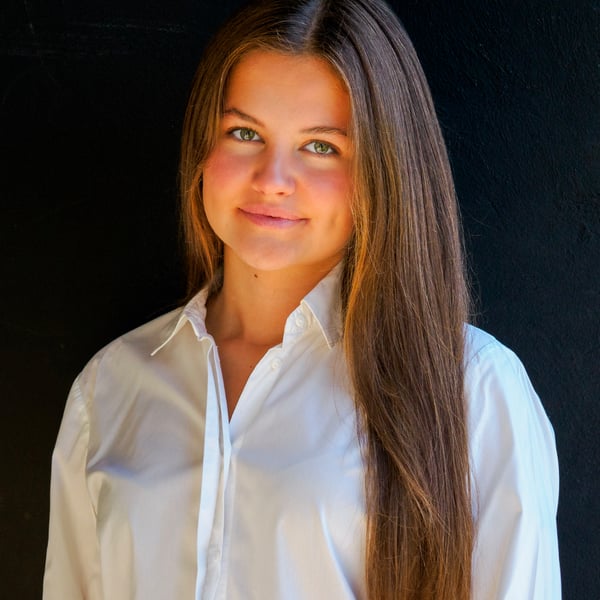Sofia Ellen T.