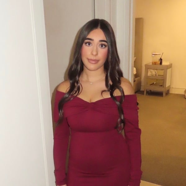 Ella G.