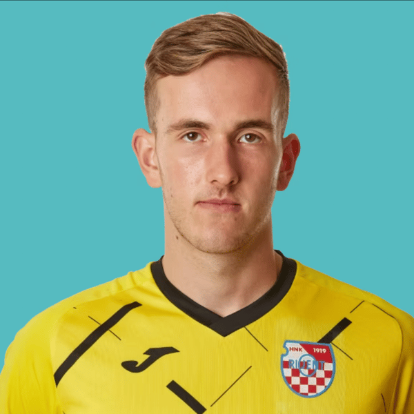 Goran P.