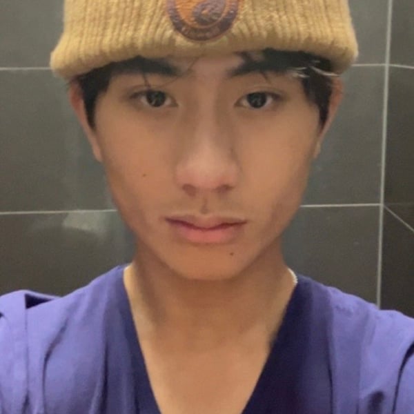 Ziyue C.