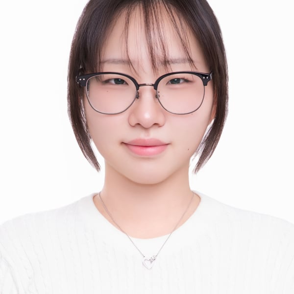 Soyeon K.