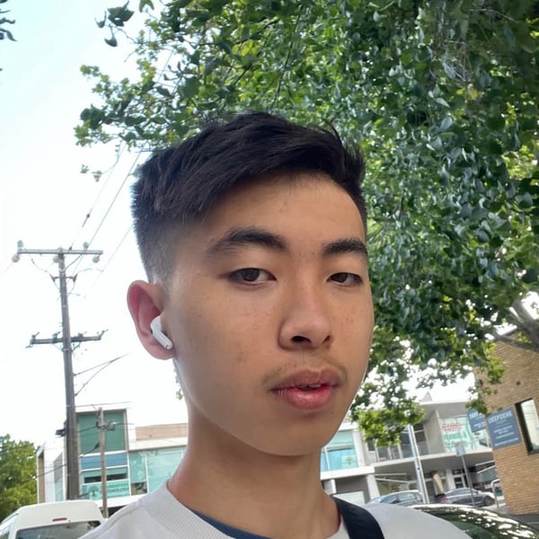Lachlan K.