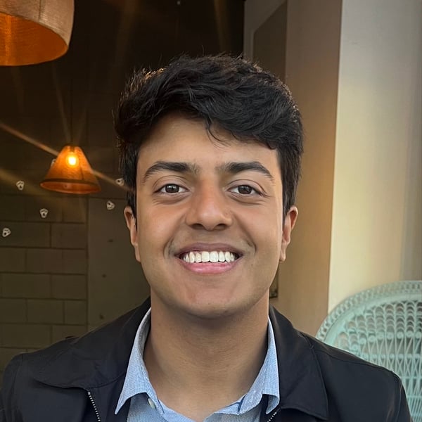 Vinushan R.