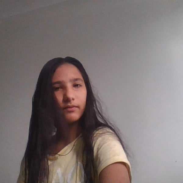 HAMNA K.