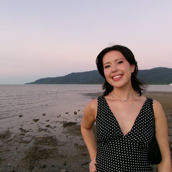 Aya T.